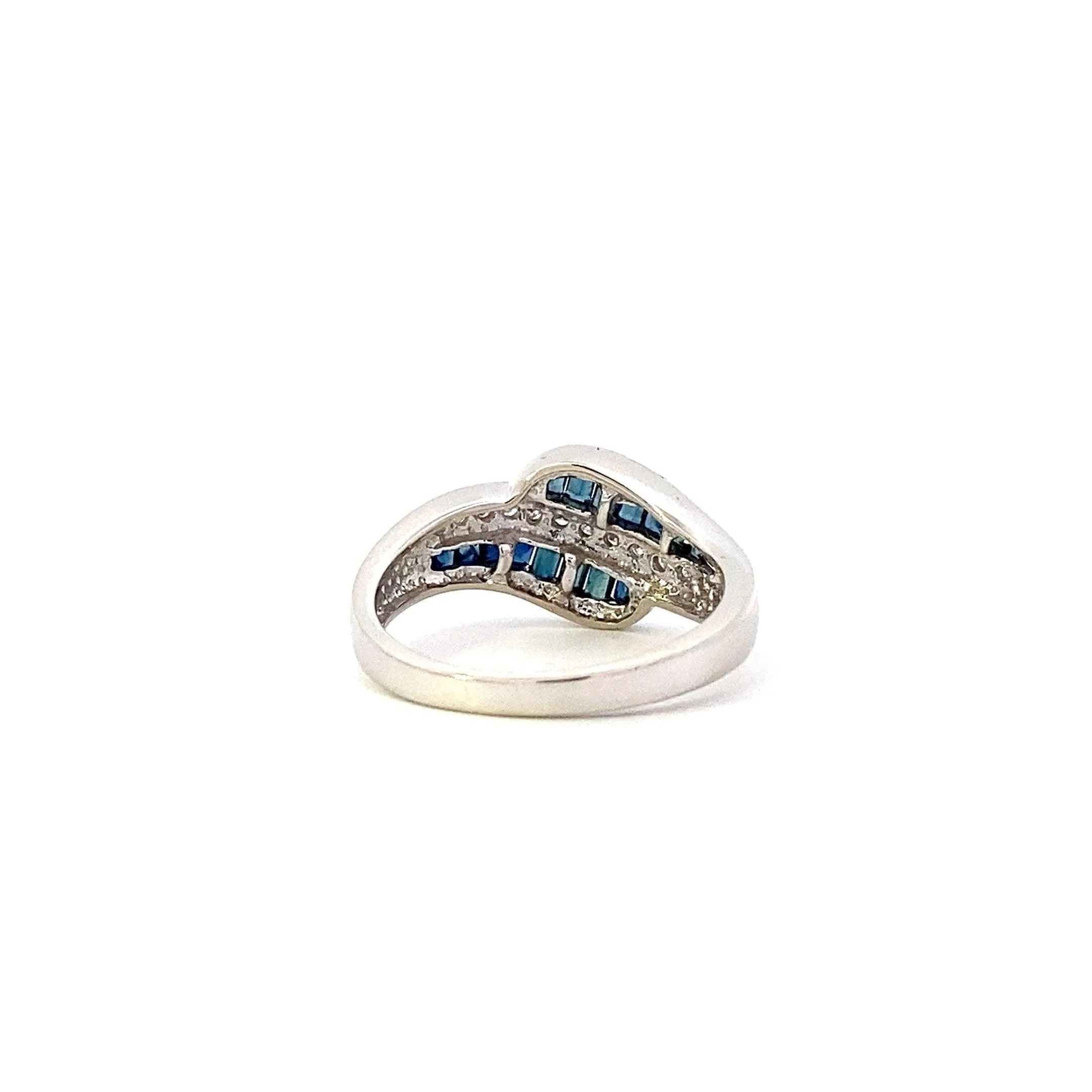 10K White Gold & Sapphire Women's Diamond Ring - 0.17ct - Image 4