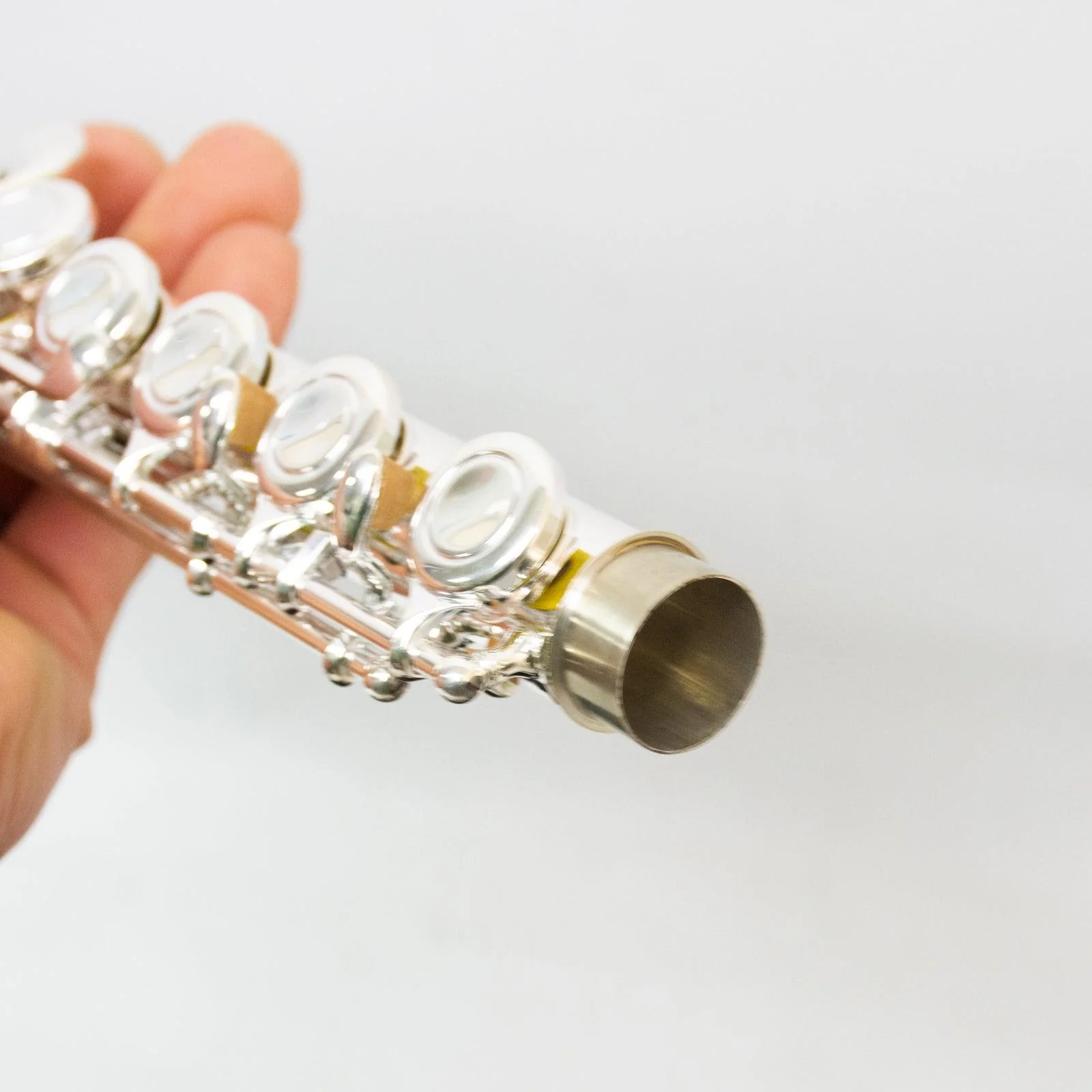 Armstrong AFL201 Flute - Image 4