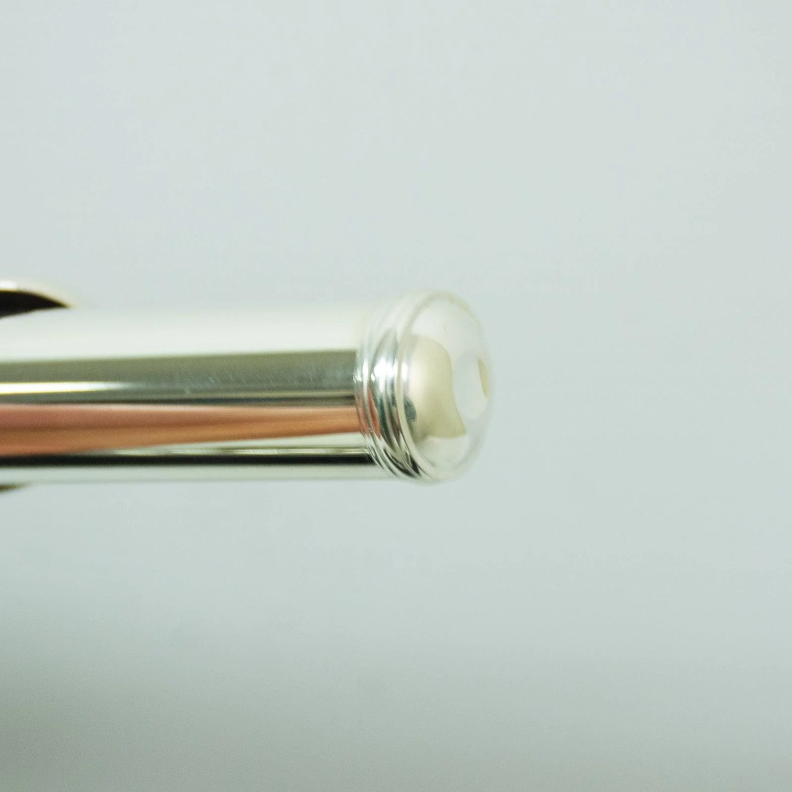 Armstrong AFL201 Flute - Image 9