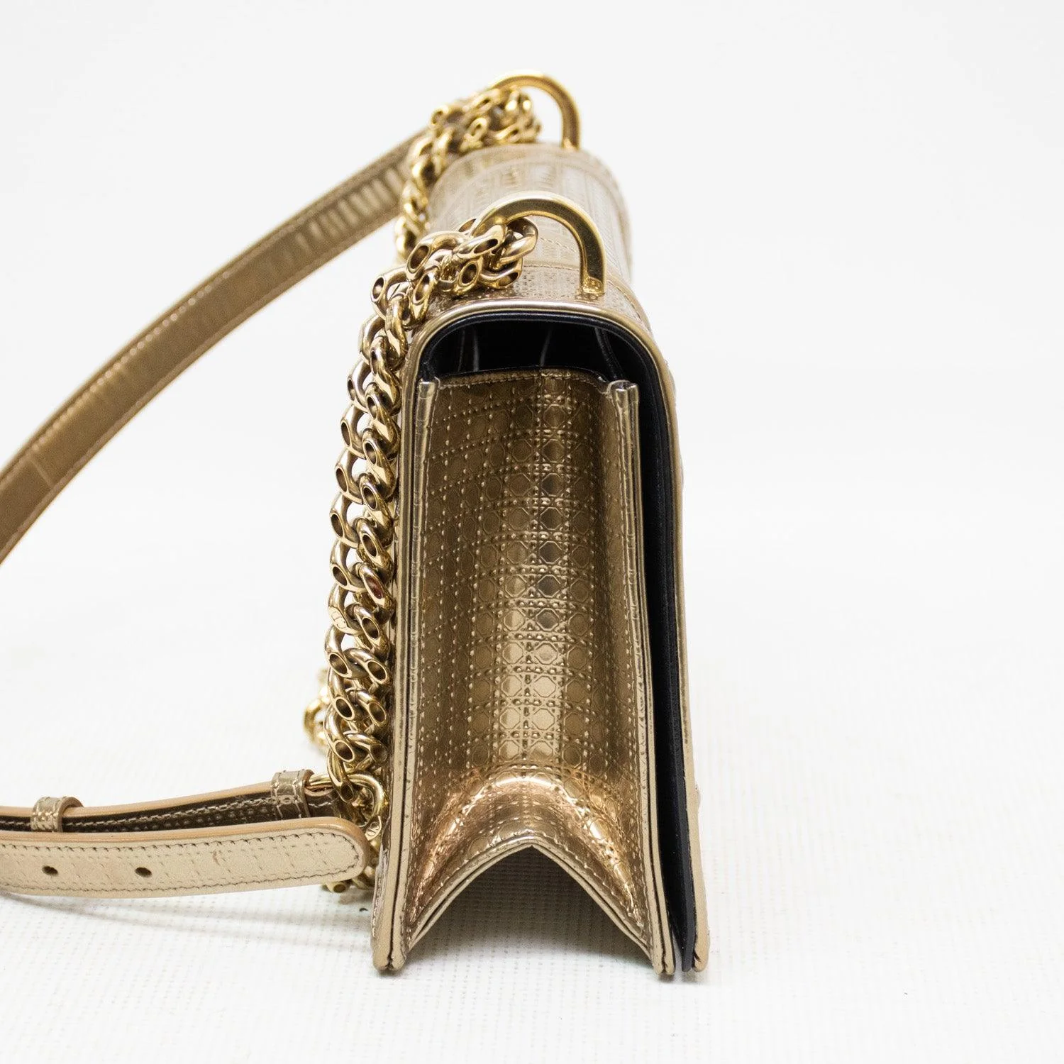 Dior Micro Cannage Diorama - Gold Metallic Purse - Medium - Image 3