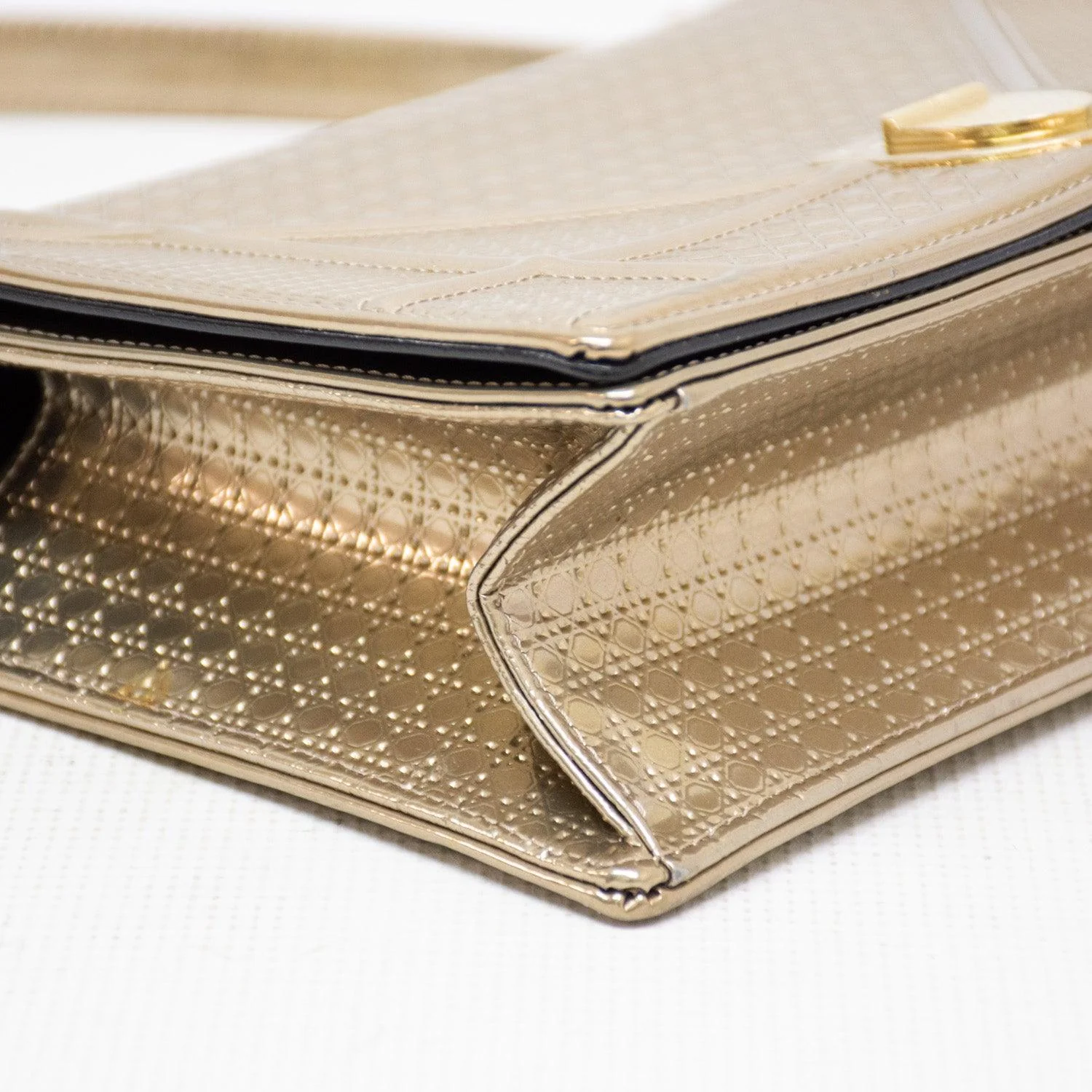 Dior Micro Cannage Diorama - Gold Metallic Purse - Medium - Image 4