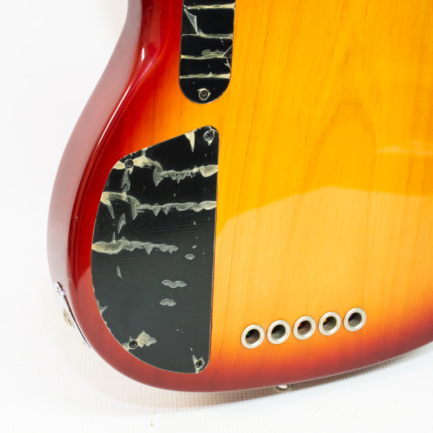 Fender Deluxe Zone 2006 5-String Sunburst Bass Guitar - Image 10