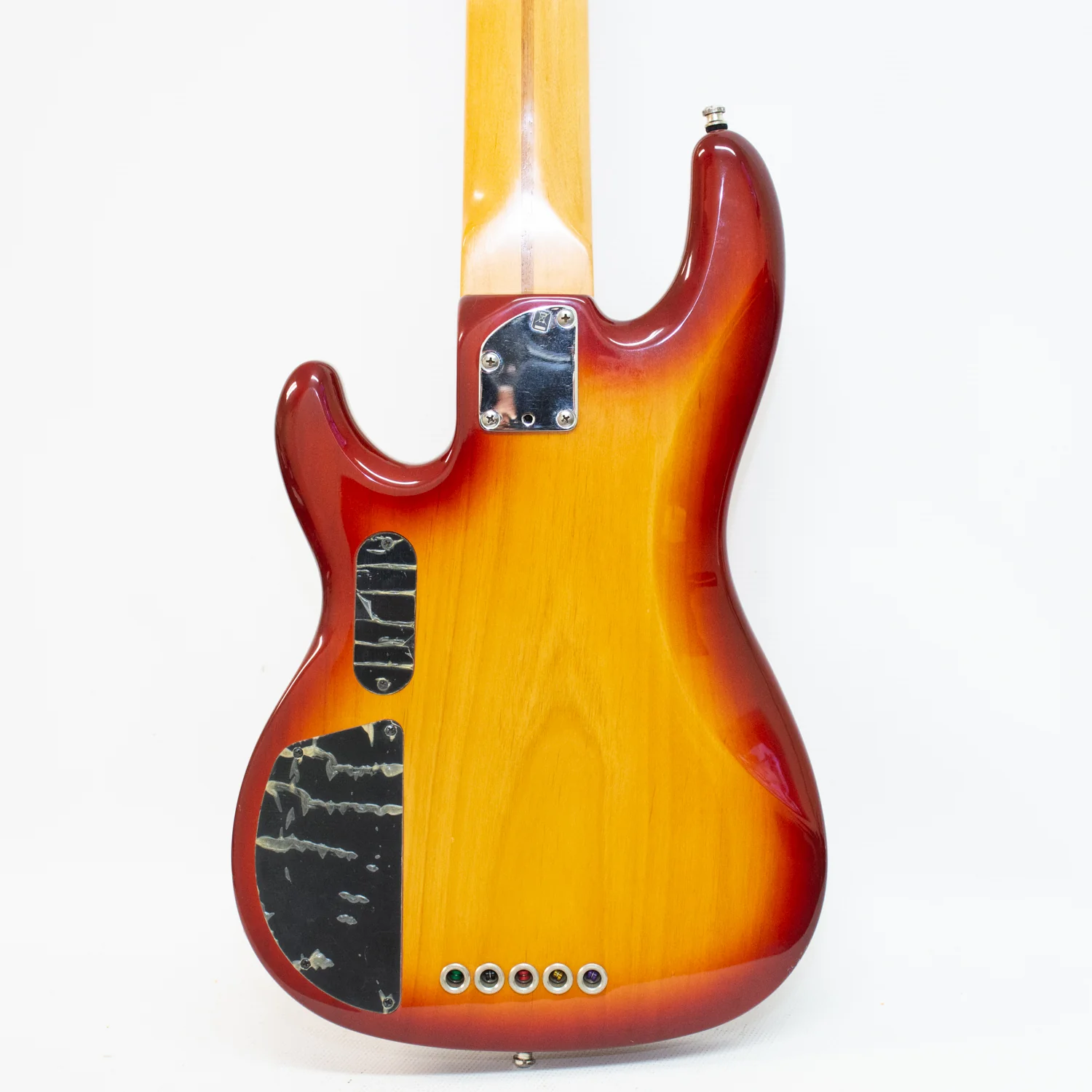 Fender Deluxe Zone 2006 5-String Sunburst Bass Guitar - Image 11