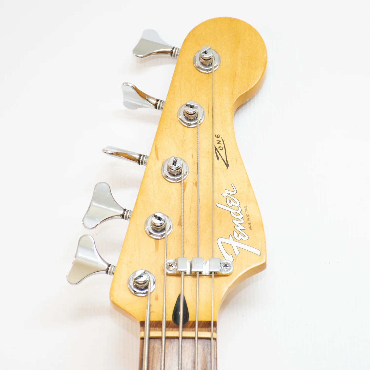 Fender Deluxe Zone 2006 5-String Sunburst Bass Guitar - Image 6