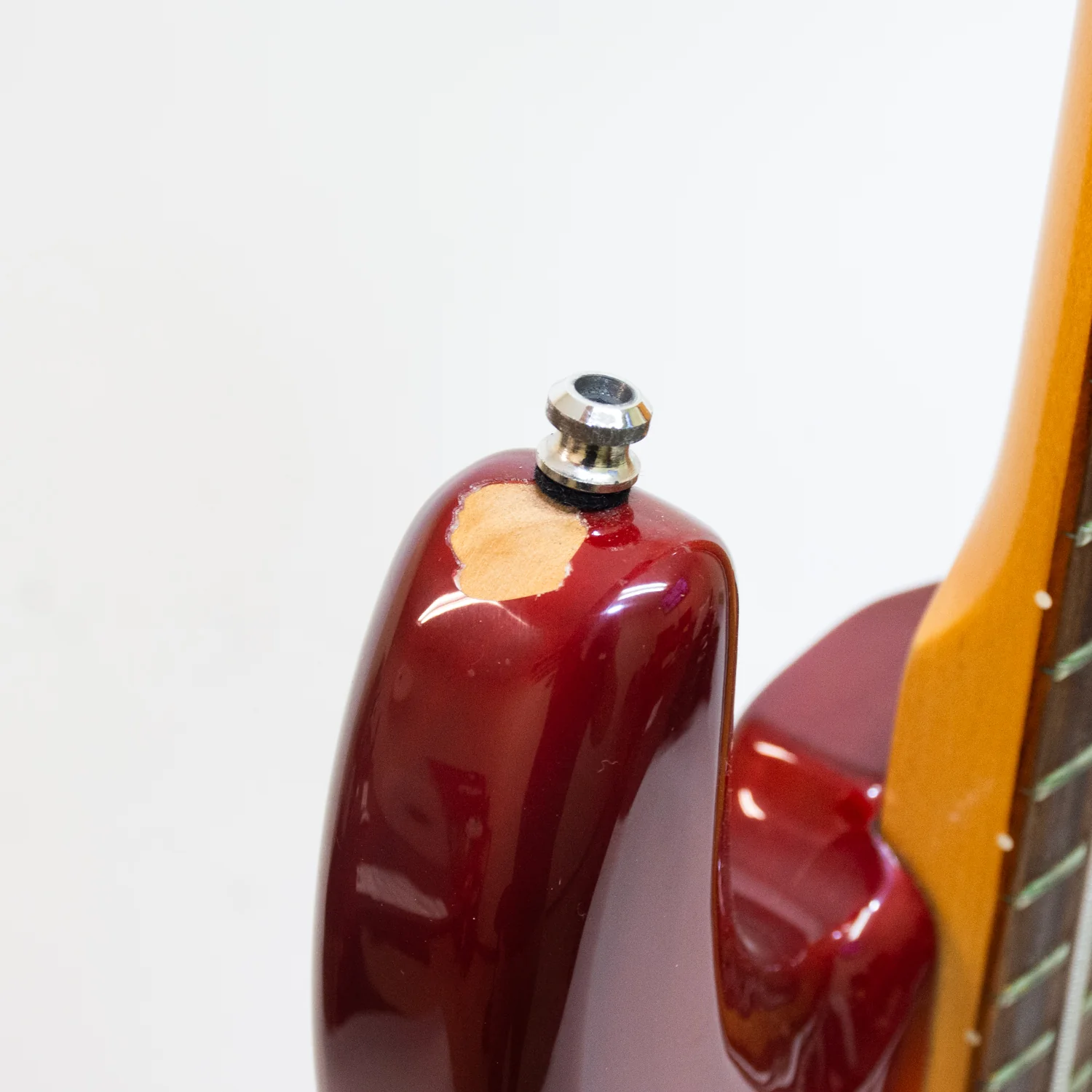 Fender Deluxe Zone 2006 5-String Sunburst Bass Guitar - Image 8