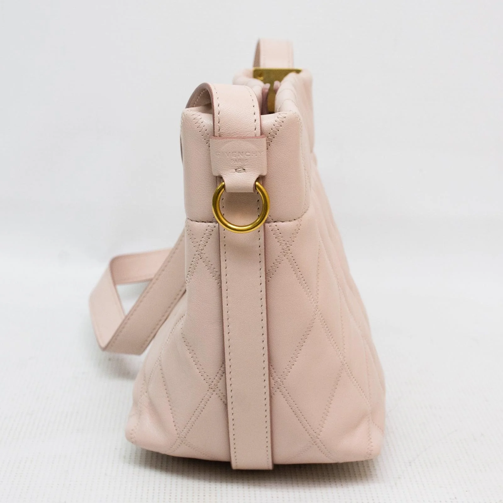 Givenchy Lambskin GV3 Bucket Bag - 3C 0119 - Image 4