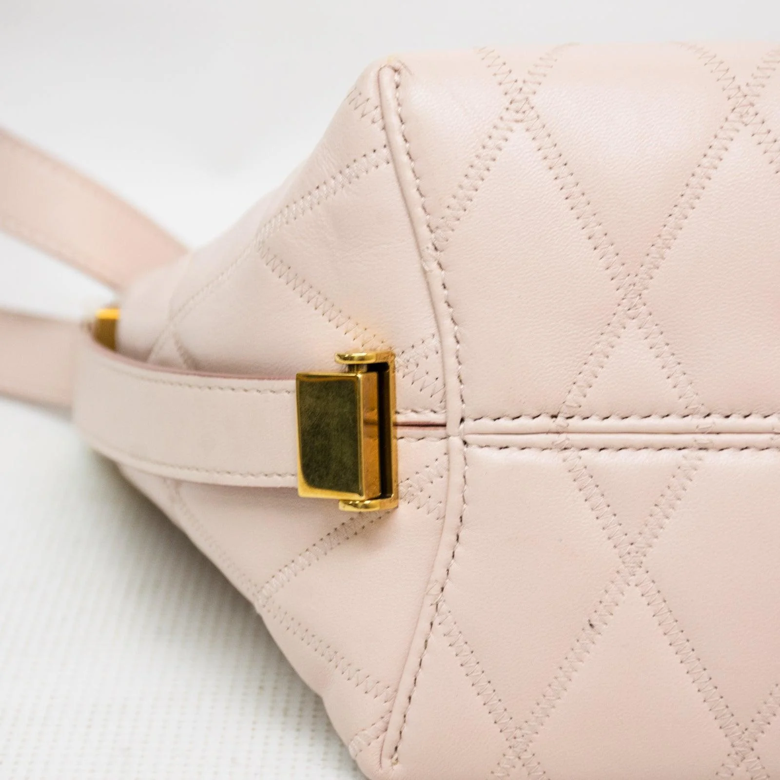 Givenchy Lambskin GV3 Bucket Bag - 3C 0119 - Image 6