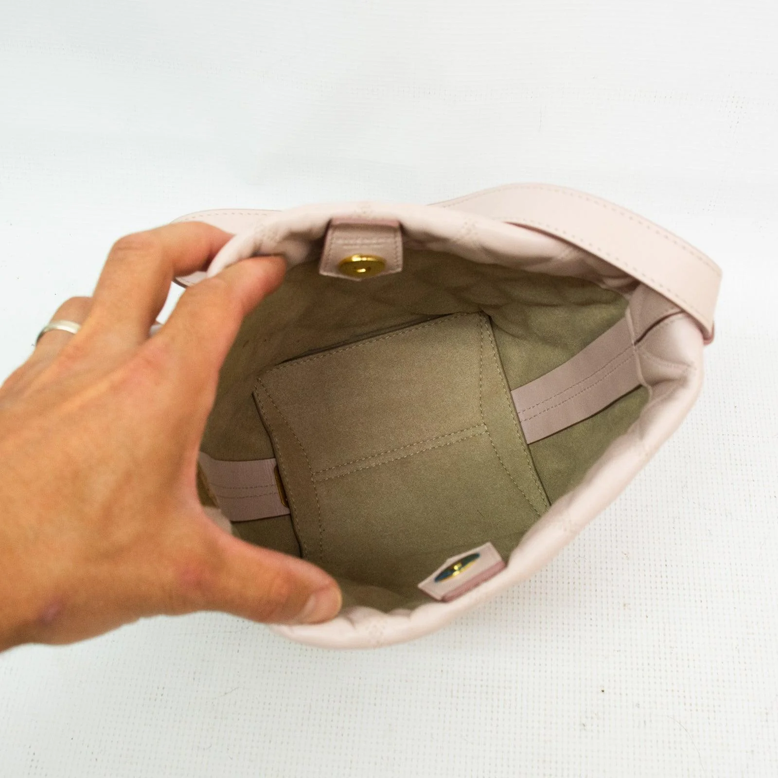 Givenchy Lambskin GV3 Bucket Bag - 3C 0119 - Image 7