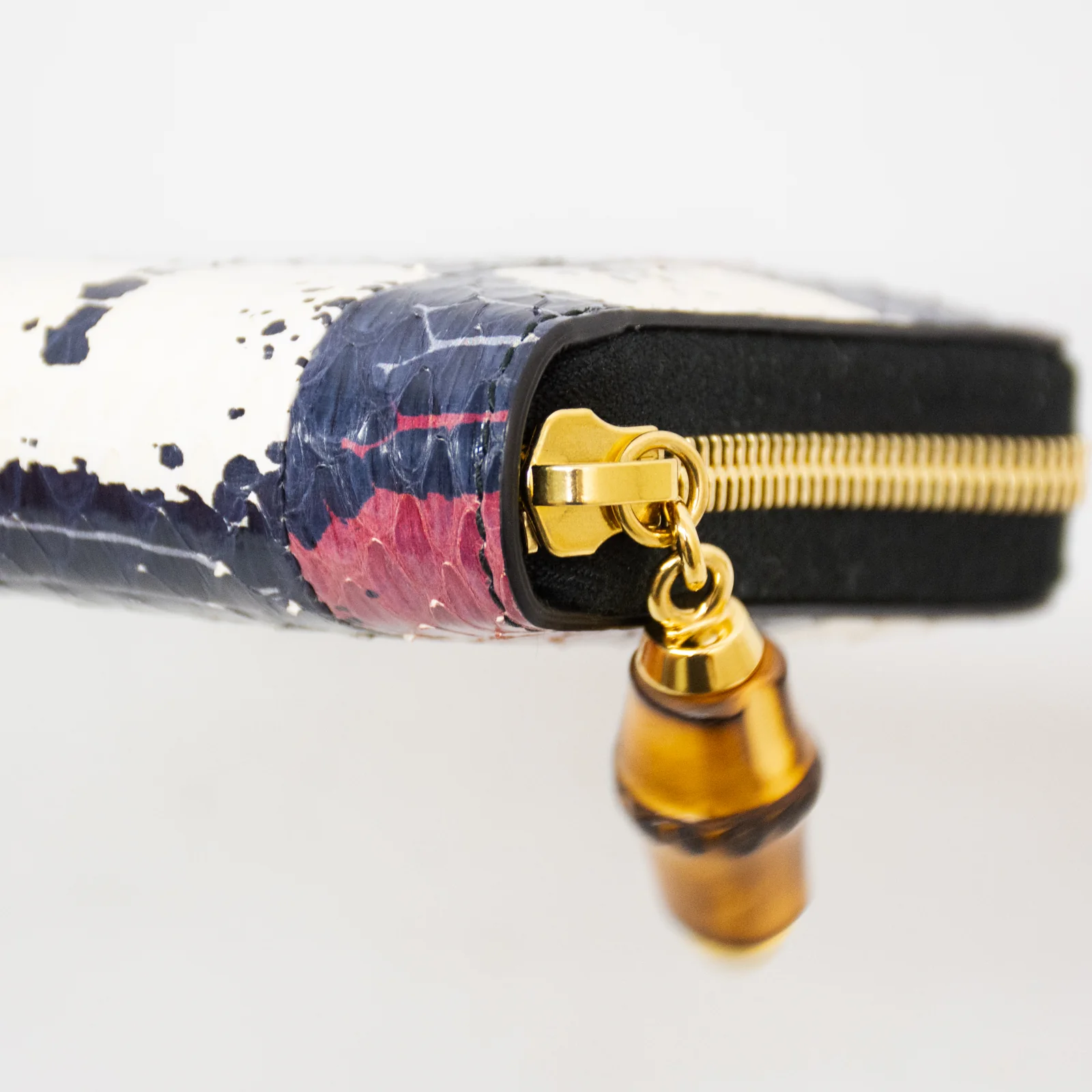 Gucci 453158 Python Zip Around Wallet - Image 7