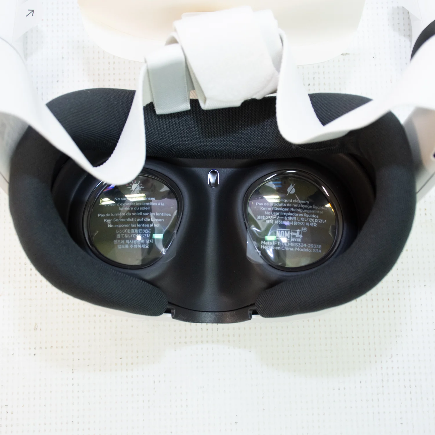 Meta Quest 3 VR Headset - 512 GB - Image 4