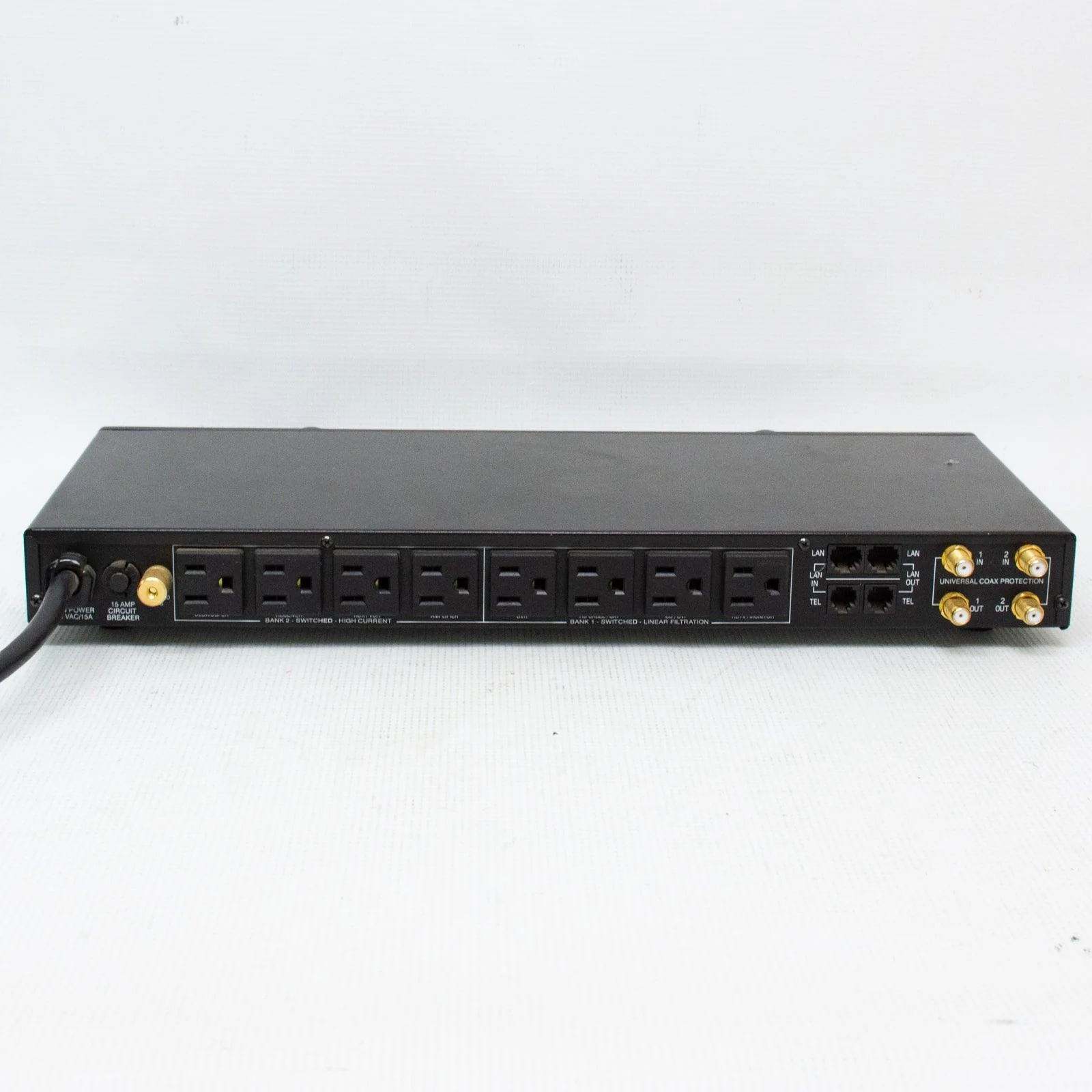 Panamax M4300-PM 8 Home Theater Power Line Conditioner and Surge Protector - Image 5