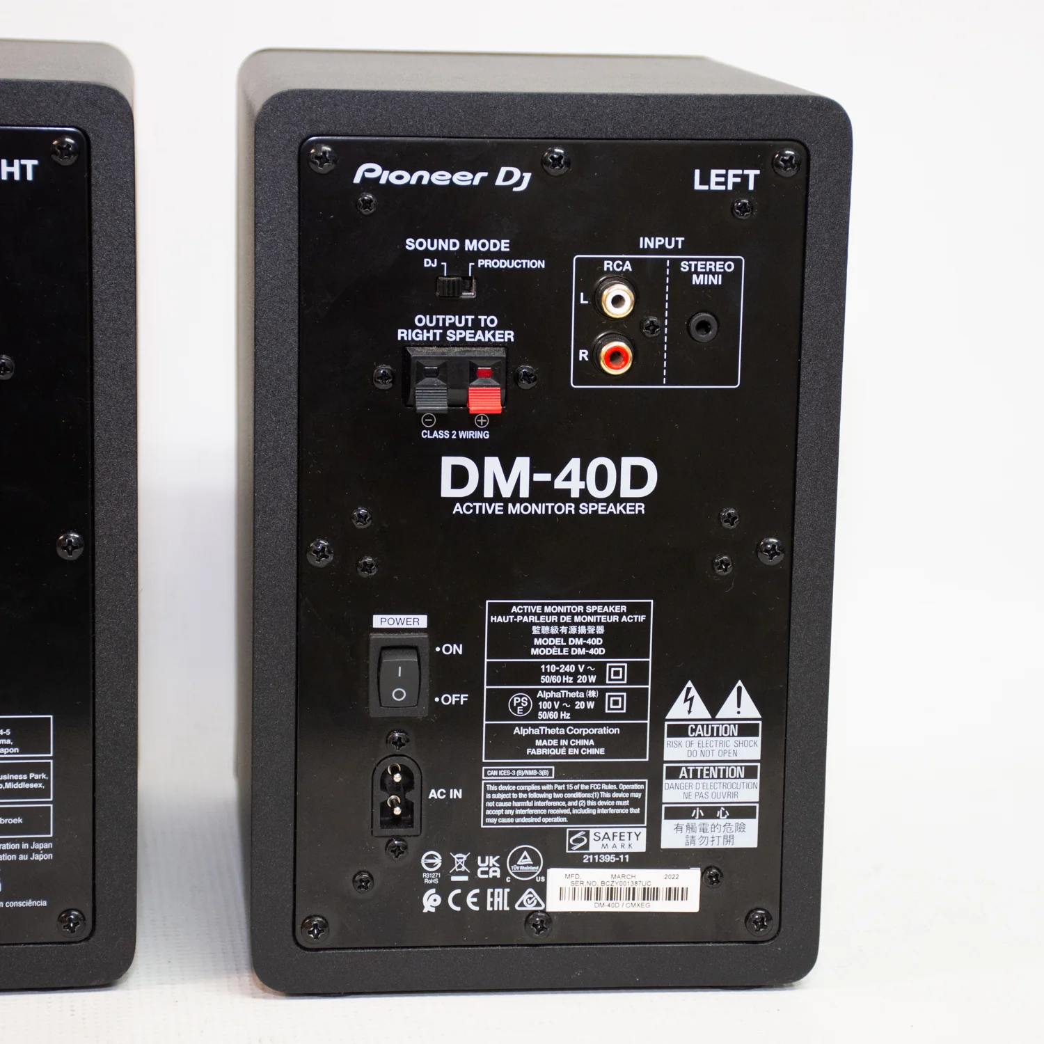 Pioneer DJ DM-40D Active Monitors / Speakers - Image 4