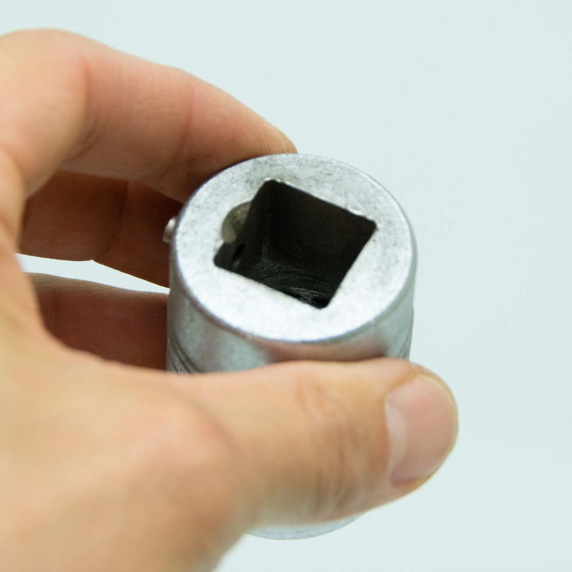 Snap-on LDH342 Drive 1-1/16" Shallow Socket - Image 3